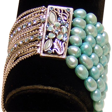 Pearl Bracelet