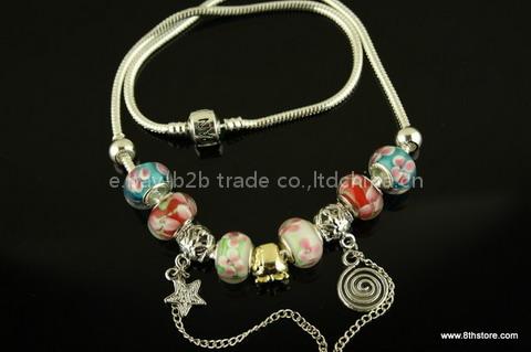 Pandola chains bracelets on sell.