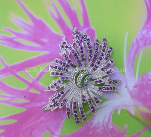 Brooch