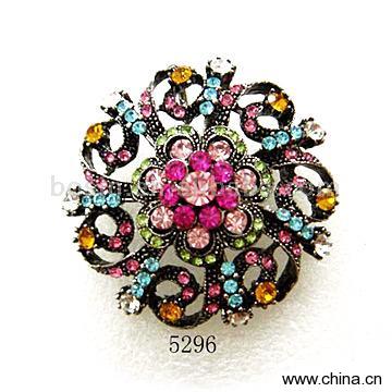 Brooch