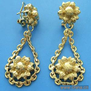 Earring