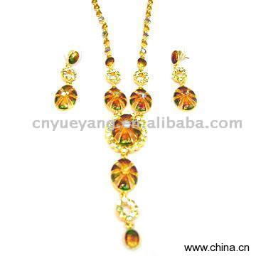 Fashion Clinquant Cz / Rhinestone Alloy Jewelry Set