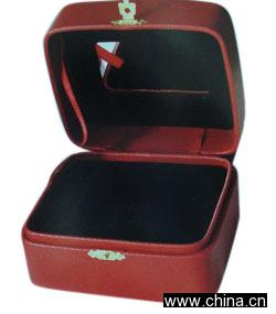 Jewelry box