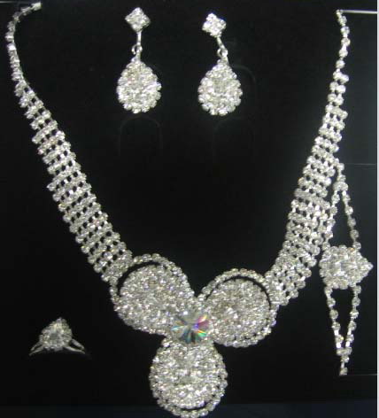 China (Mainland) Necklace Sets