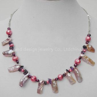 shell necklace
