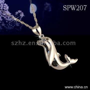 Beautiful 925 Silver Pendant with CZ Stones