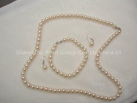 Freshwater Pearl Jewelry Set