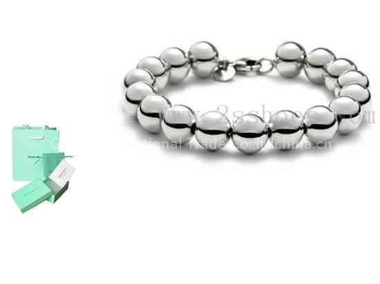 Fashion pearl bracelet