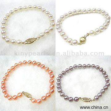 Round Pearl Neckalce