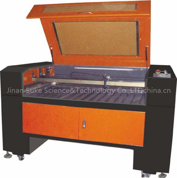laser cutting machine