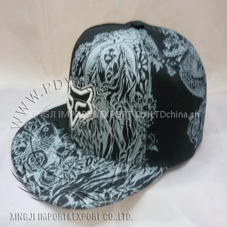 FASHION BASEBALL CAP
