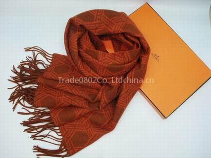 WOMEN'S SCARVES