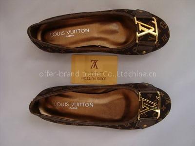 wholesale and retail LV shoes woman,accept paypal
