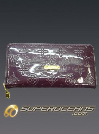 Look! Wholesale Fashionable Designer Wallets