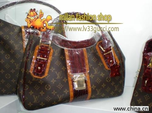 coach,coach bag,coach handbag,coach wallet,gucci,lv,chanel
