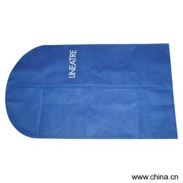 Suit Cover