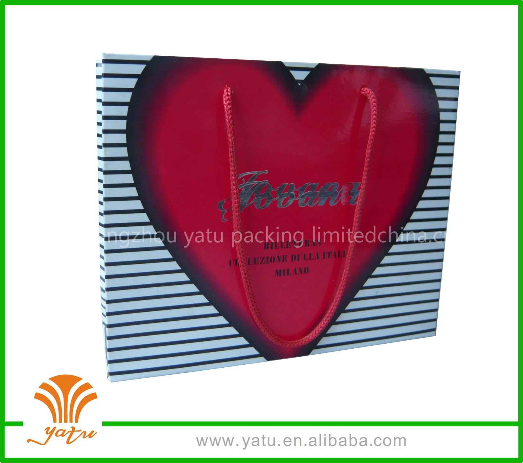 luxury paper bag for advertisement
