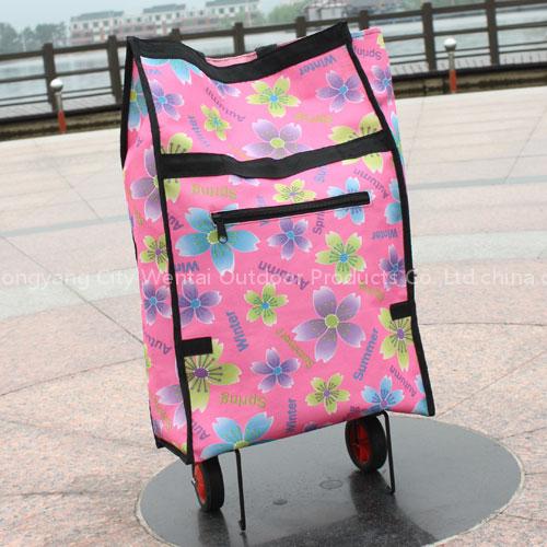 folding bag with wheel