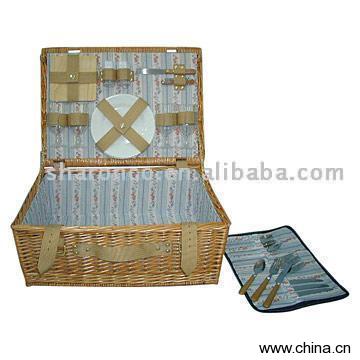 Popular Willow Picnic Basket for 4 People