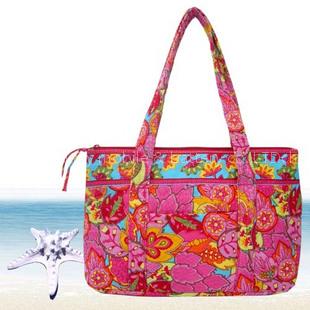 Vera Bradley Bali Red Betsy Tote Bag NWT,quilted 100% cotton(zippered)
