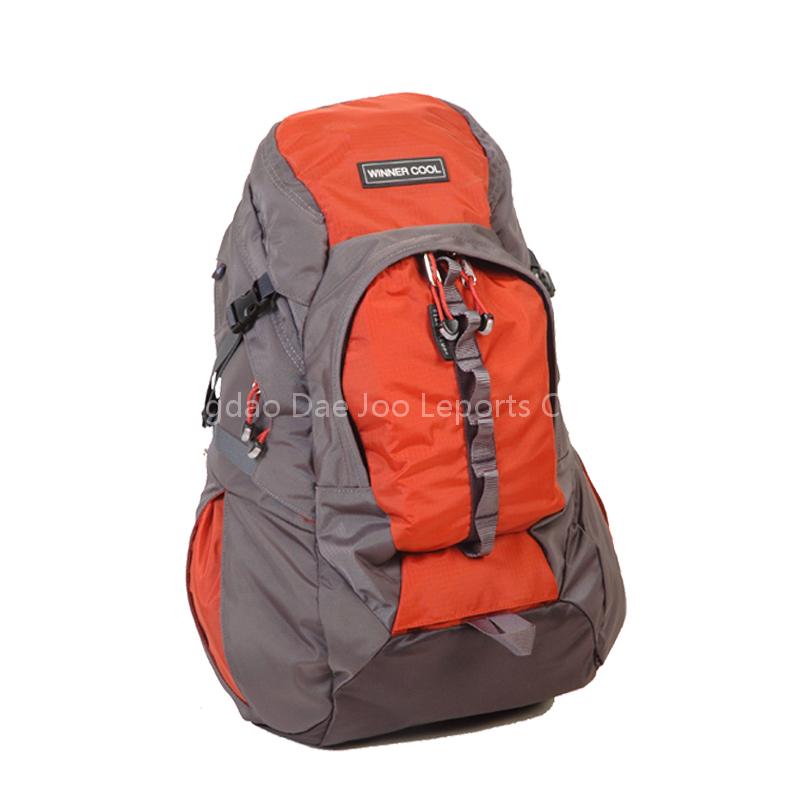 Mountaineering Bag (05)