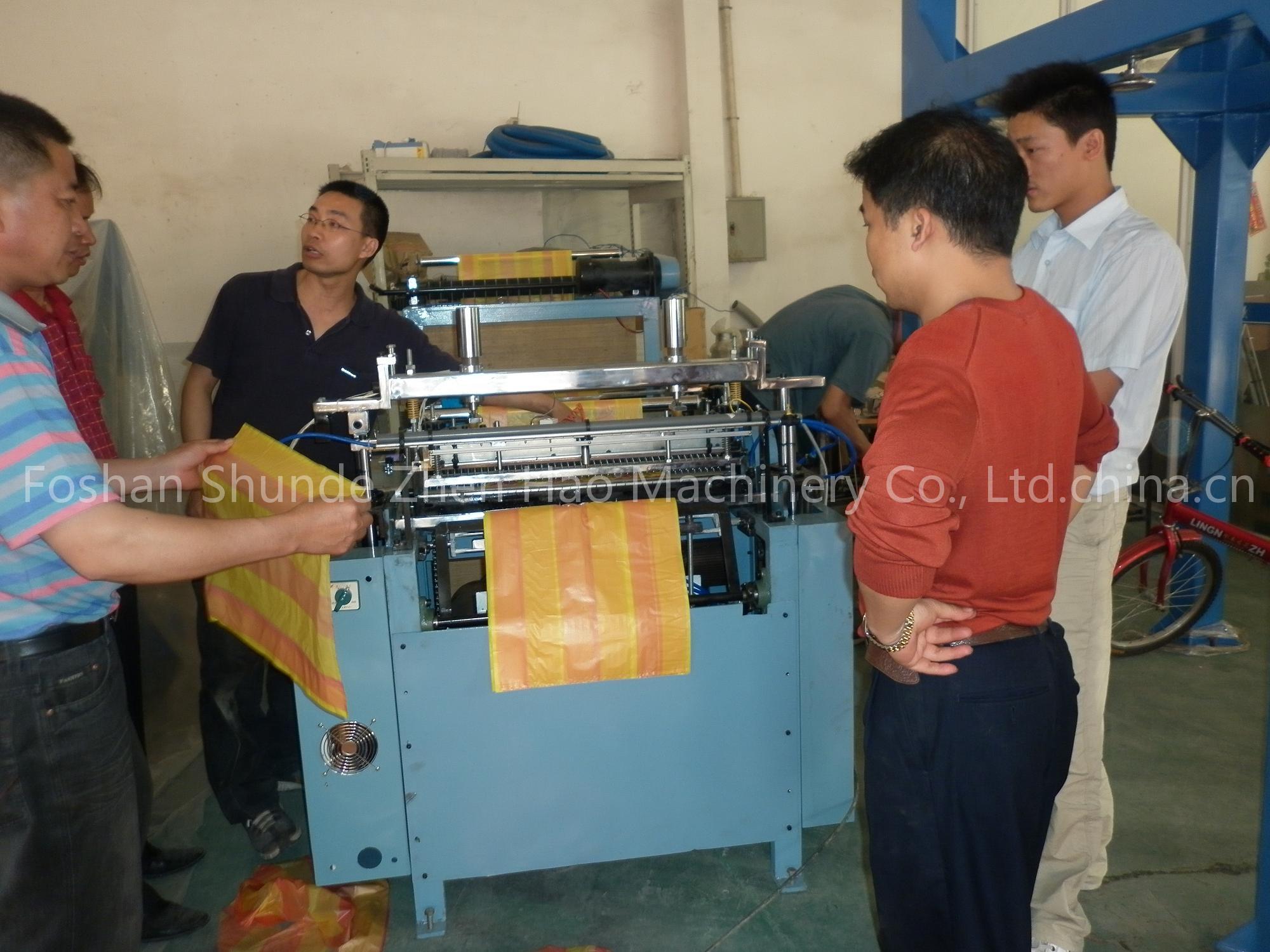 computer heat-sealing and heating cutting bag-making machine