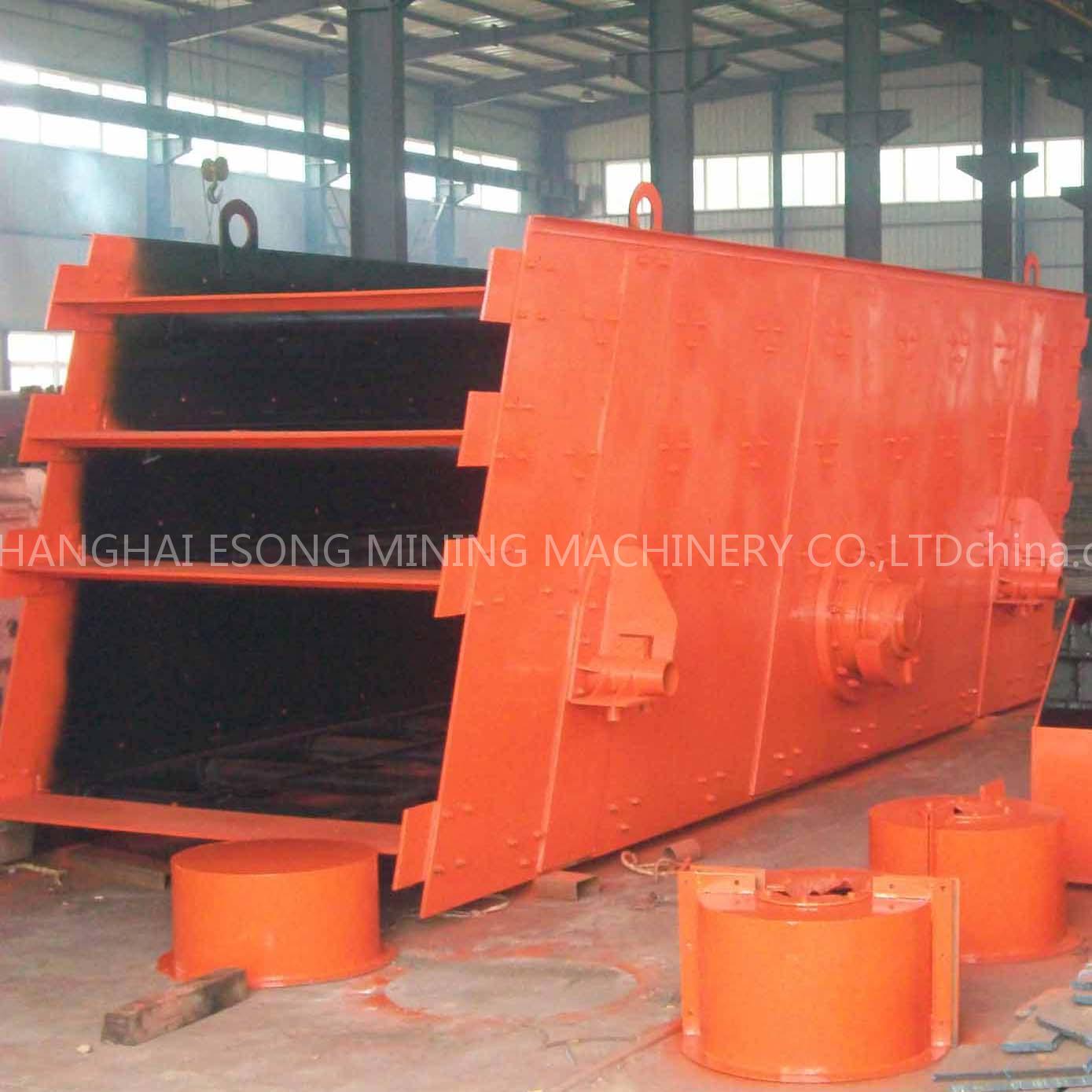 vibrating feeder & screening equipment