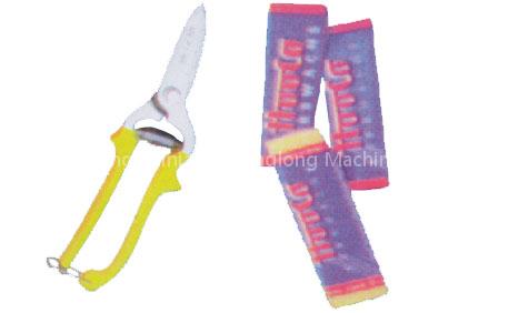 French Scissors and Paraffine