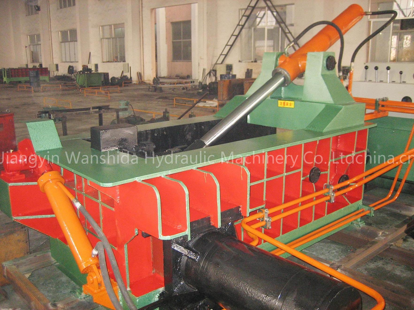 Hydraulic Metal Baler