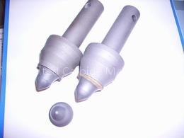 Carbide tips for raod constrution