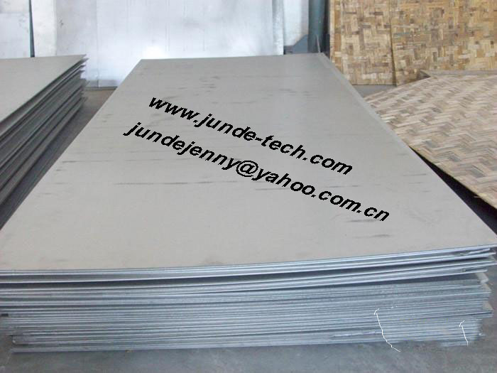 Titanium plate for medical use