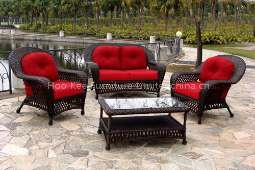 Wicker sofa set