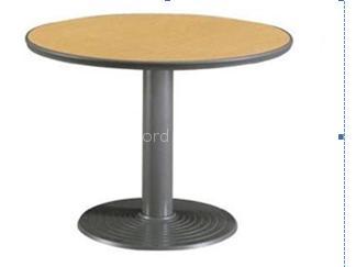 Plywood Folding Table 09