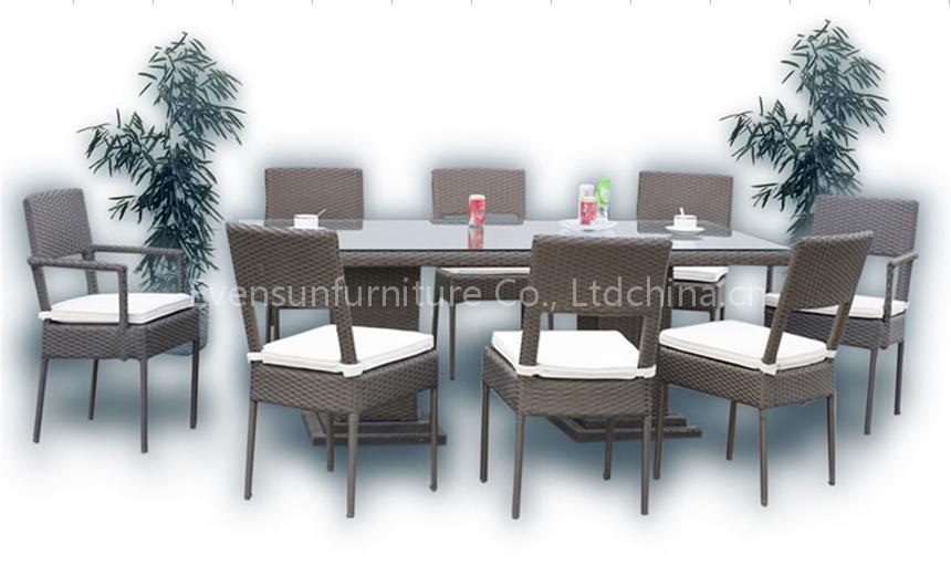 Ratan Table and Chair