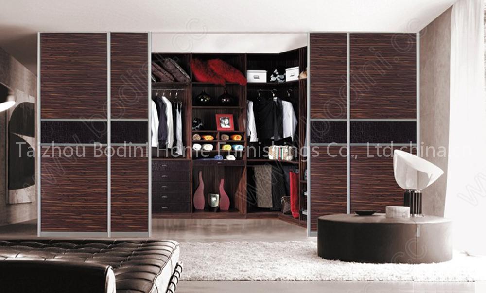 Bodini wardrobe