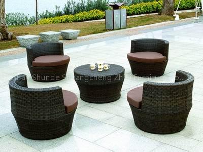 outdoor furniture,chair,table,aluminum +PE rattan chair,aluminum +PE rattan table
