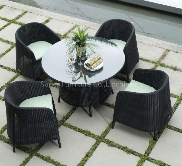 Caprino Dining Set With Chairs