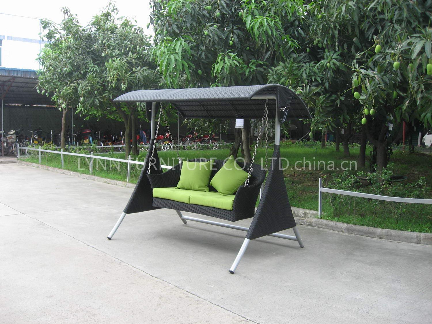 Garden Swing - Rattan Swing