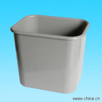 Plastic bucket