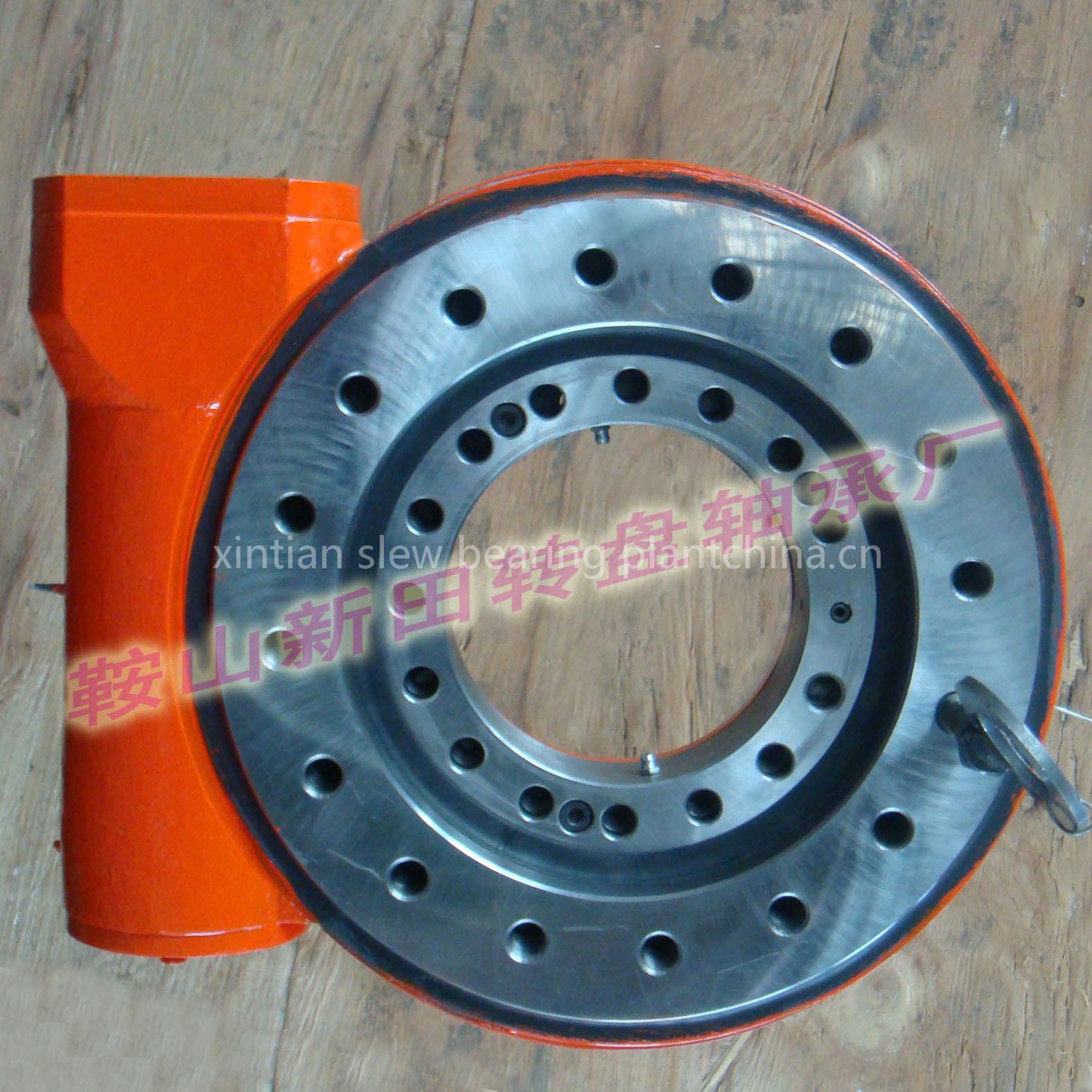 solar tracker slew drive stock