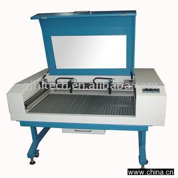 Laser Cutting / Engraving Machine