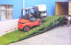 Mobile Dock Leveler