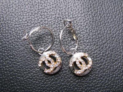 Chanel, LV, Chanel, Juicy, Gucci, D&G, Coach, Dior Eardrop