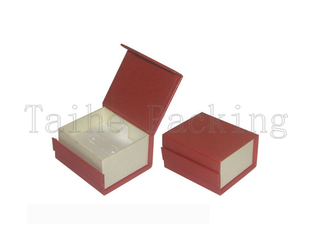 Red paper jewelry box