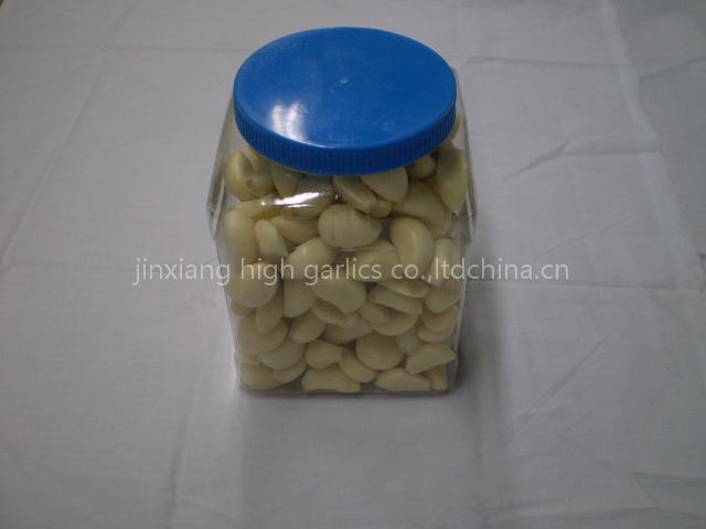 peeled garlic