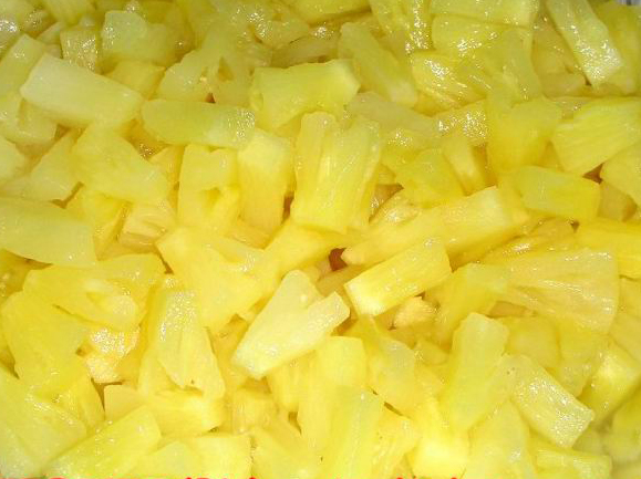 canned pineapple-tidbit-small size