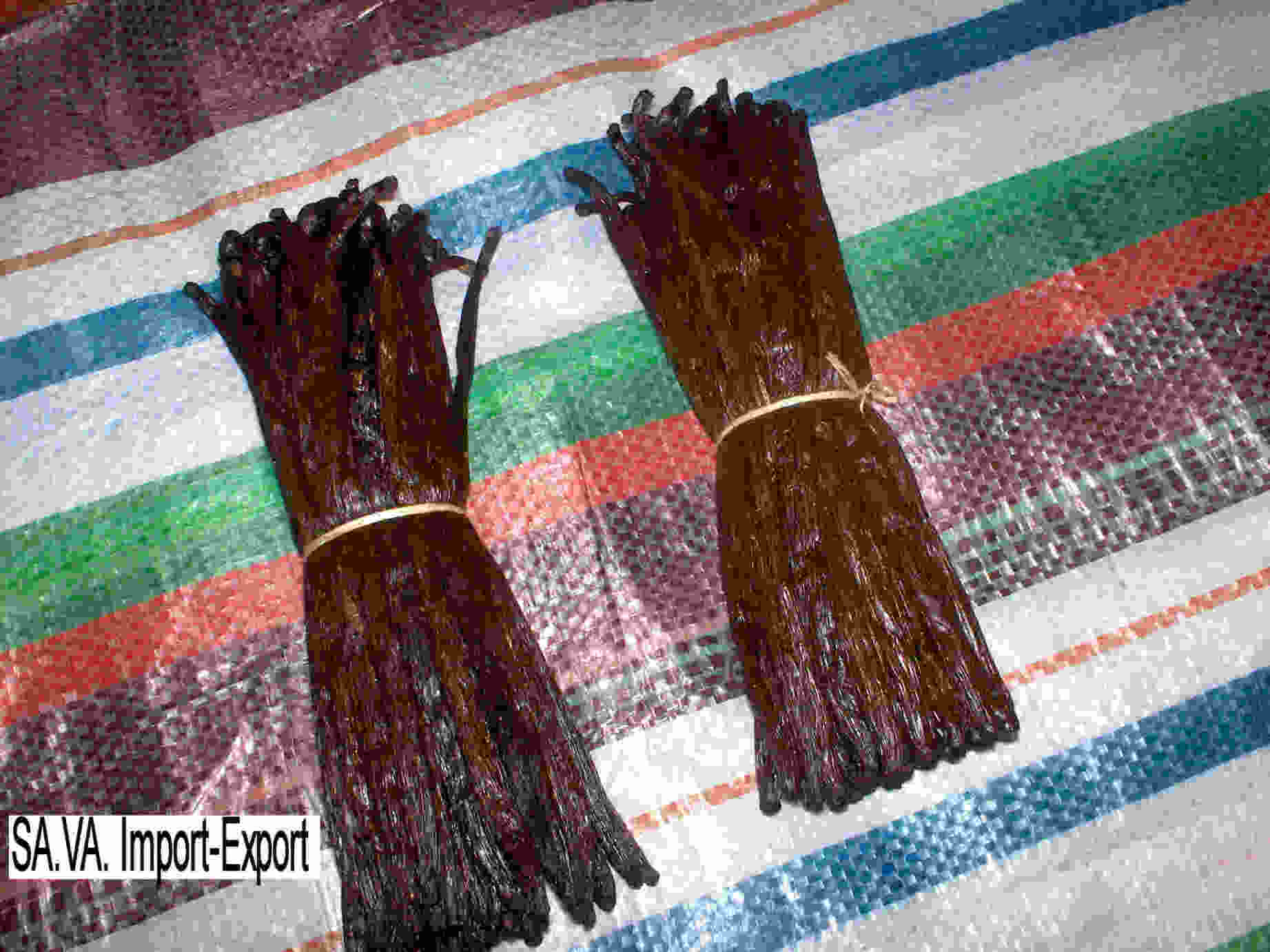 Italy Vanilla Cuts From Madagascar