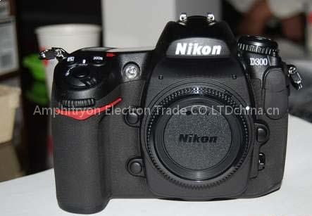 NIKON D300